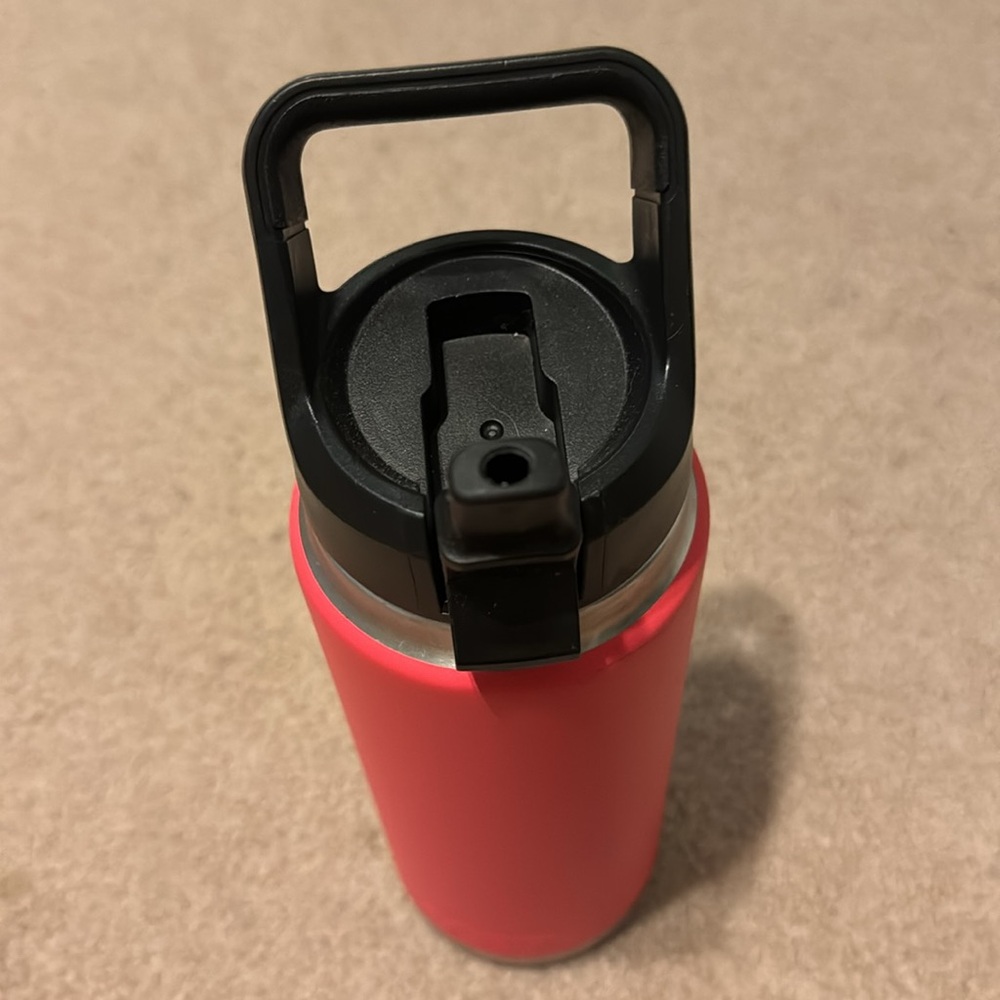 Yeti Rambler 26oz - Picture 7 of 7